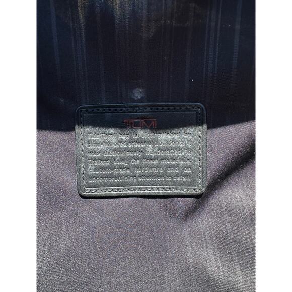 Tumi Alpha 22026DH Black Medium Trip Expandable Suitcase w/ garment bag - Picture 12 of 16